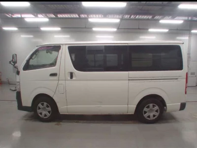 Toyota RegiusAce