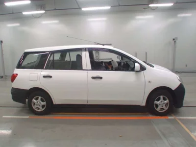 Nissan AD