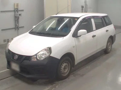 Nissan AD