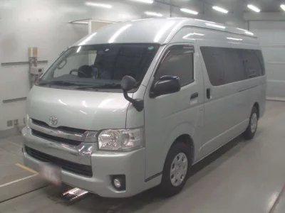 Toyota HiAce Van