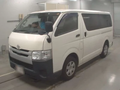 Toyota HiAce Van