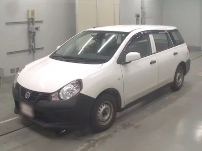 Nissan AD