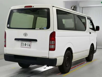 Toyota HiAce Van