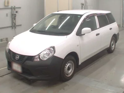 Nissan AD