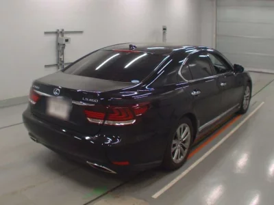Lexus LS460L