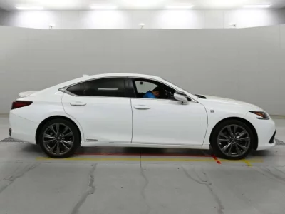 Lexus ES300h