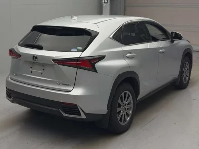 Lexus NX300h