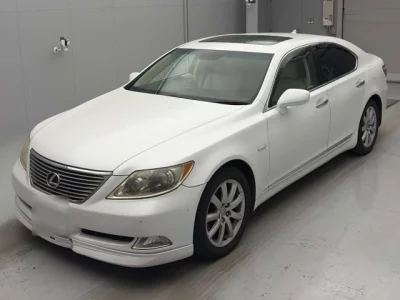 Lexus LS460L