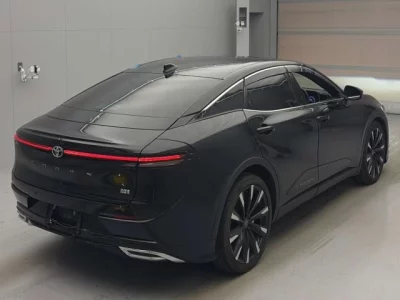 Toyota CROWN CROSSOVER