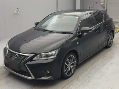 Lexus CT200h