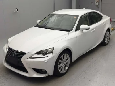 Lexus IS300h