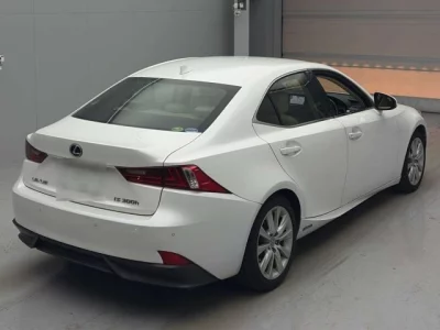 Lexus IS300h