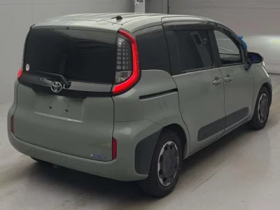 Toyota Sienta