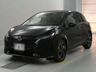 Nissan Aura
