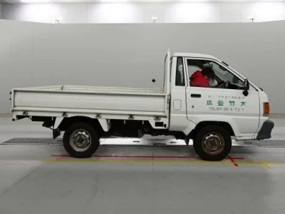 Toyota TownAce Truck