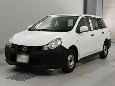 Nissan AD
