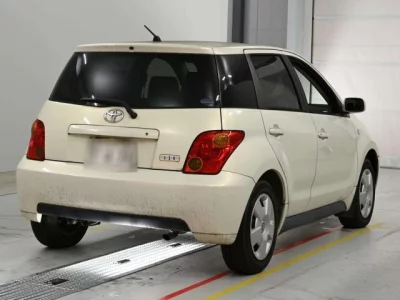 Toyota IST