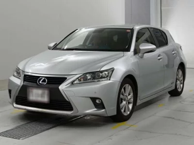 Lexus CT200h
