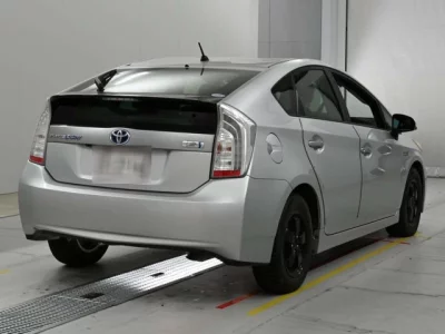 Toyota PRIUS PHV
