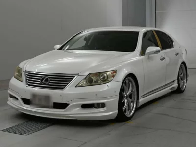 Lexus LS460L