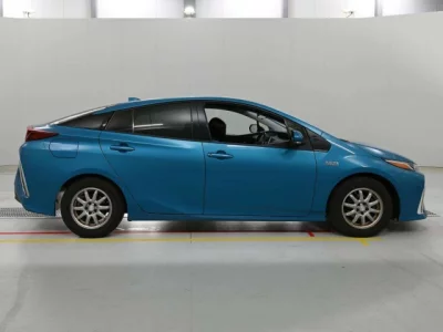 Toyota PRIUS PHV
