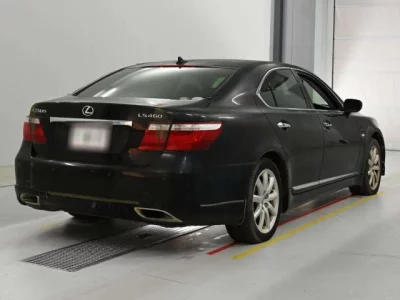 Lexus LS460L