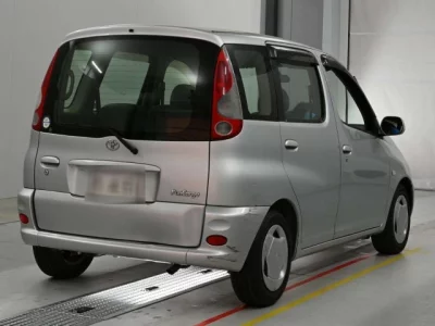 Toyota Funcargo