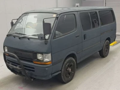 Toyota HiAce Van