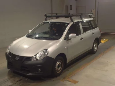 Nissan AD