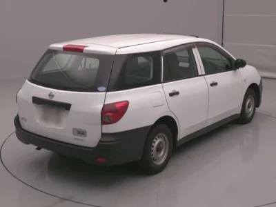 Nissan AD