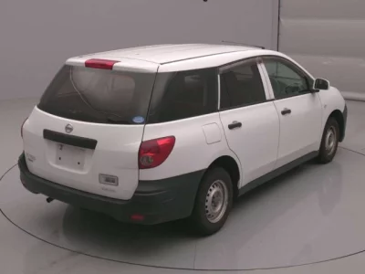 Nissan AD