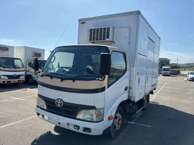 Toyota DYNA