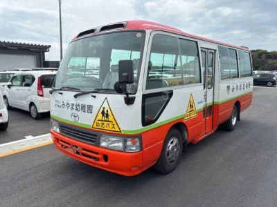 Toyota COASTER