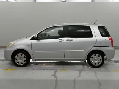 Toyota Raum