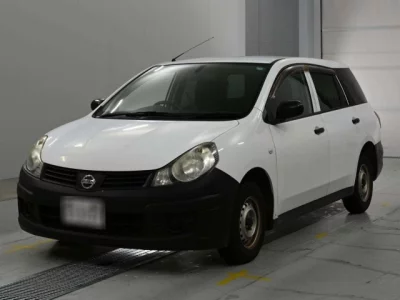 Nissan AD