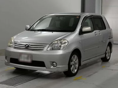 Toyota Raum