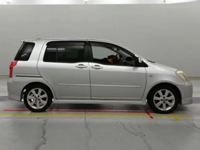 Toyota Raum