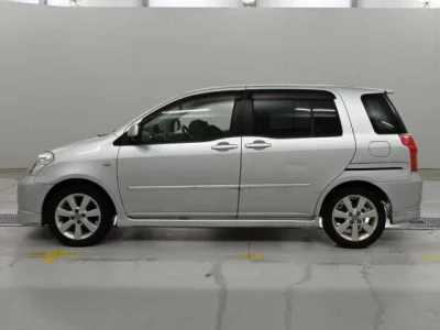 Toyota Raum