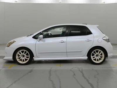 Toyota Blade