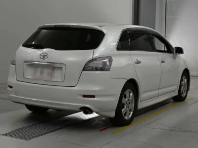 Toyota Mark X Zio
