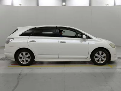 Toyota MARK X ZIO