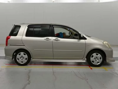 Toyota Raum