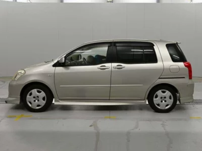 Toyota Raum