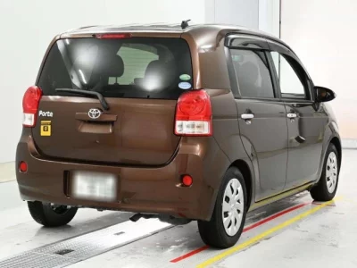 Toyota PORTE