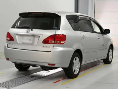 Toyota Ipsum