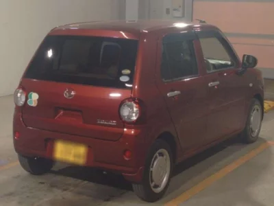 Daihatsu Mira Tocot