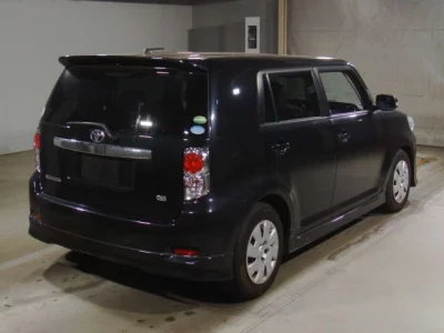 Toyota Corolla Rumion