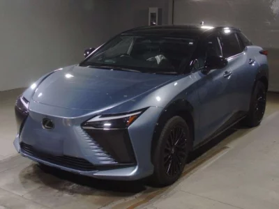 Lexus RZ