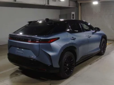 Lexus RZ