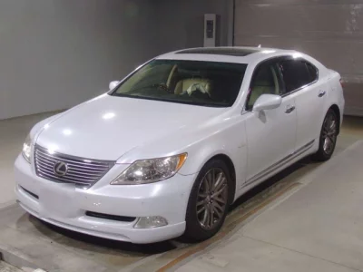 Lexus LS460L